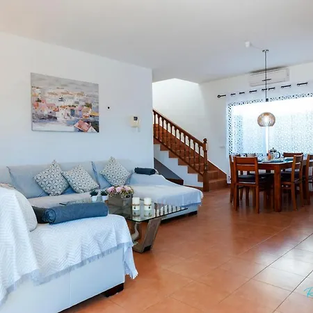Remarkable 3-bed In Playa Blanca * Playa Blanca (Lanzarote)